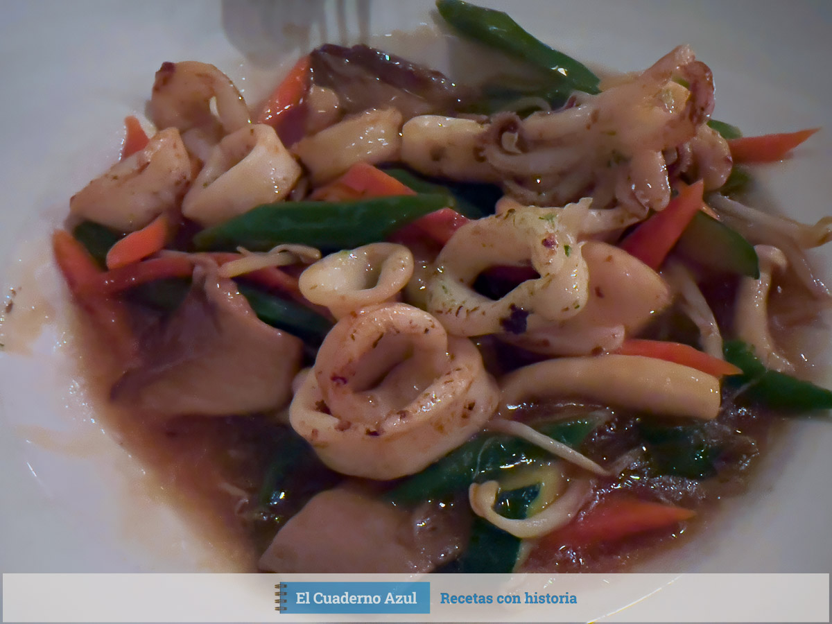 Verduras con chipirones